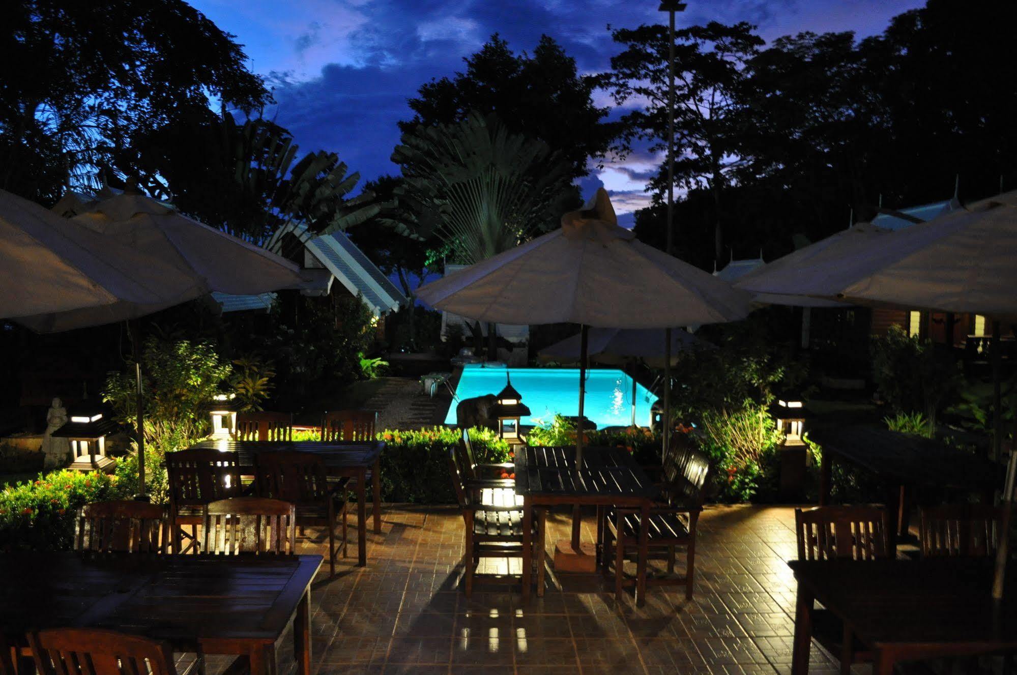 Le Passe-Temps Hotel Tha Lane Bay Buitenkant foto